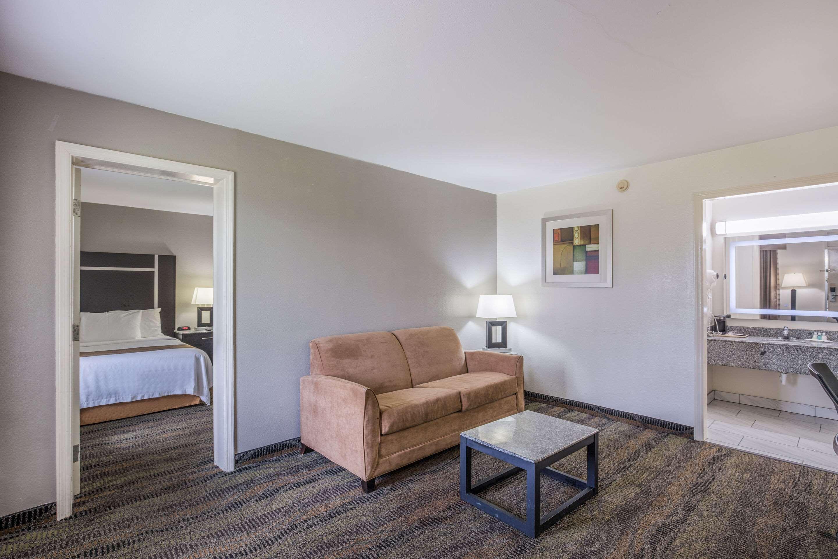 Quality Inn & Suites Conference Center Thomasville Exterior foto