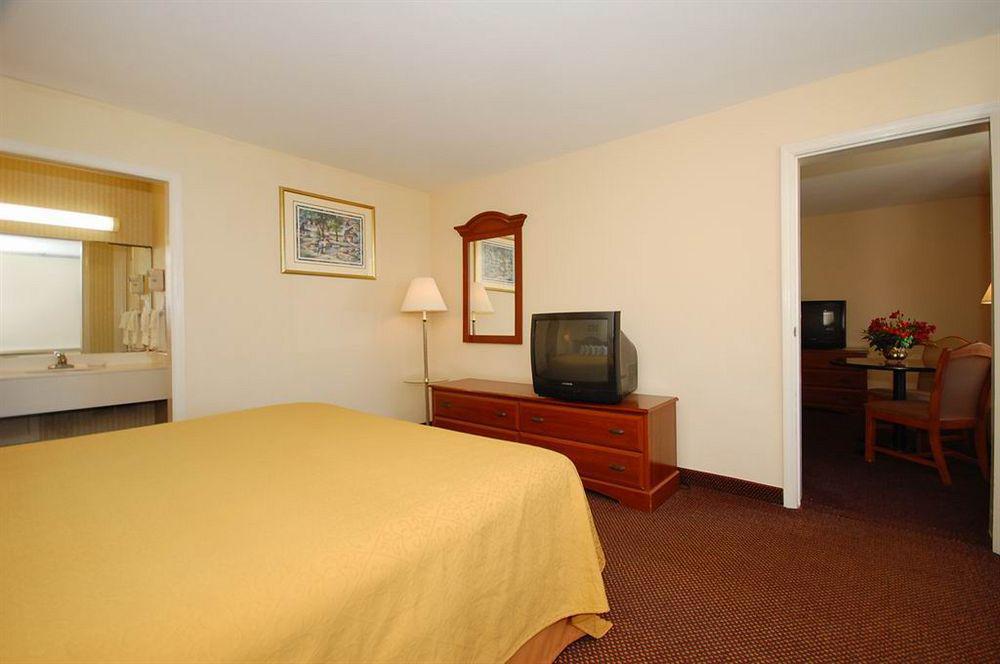 Quality Inn & Suites Conference Center Thomasville Exterior foto